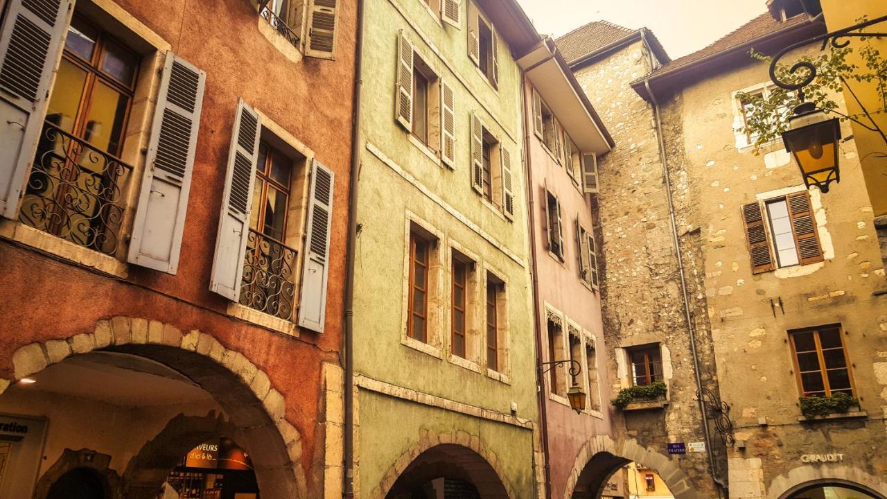 Rainbow, Rue Carnot Apartment Annecy Bagian luar foto
