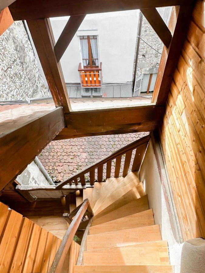 Rainbow, Rue Carnot Apartment Annecy Bagian luar foto